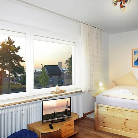 Str 101 - Strandallee 124 - Seeblick Scharbeutz