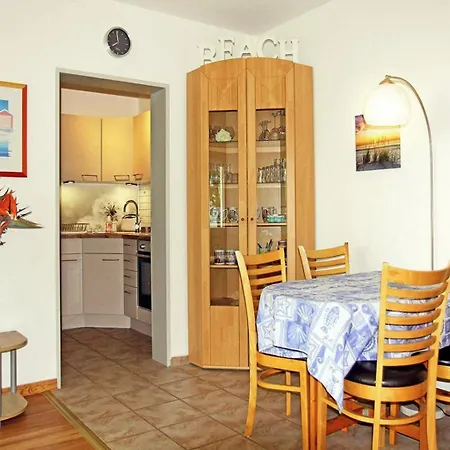 Str 101 - Strandallee 124 - Seeblick Scharbeutz